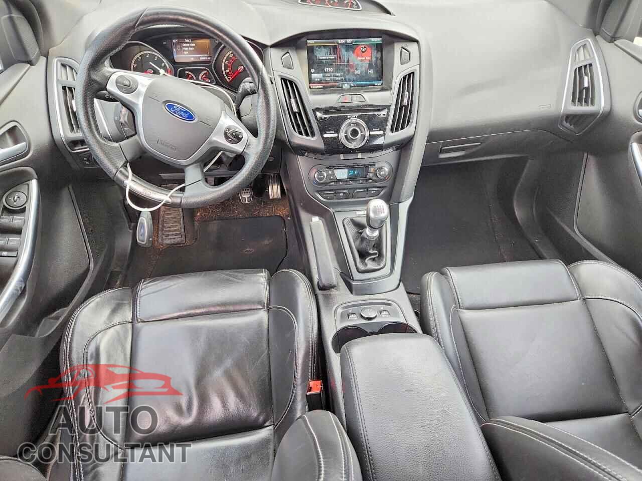 FORD FOCUS 2014 - 1FADP3L92EL430097
