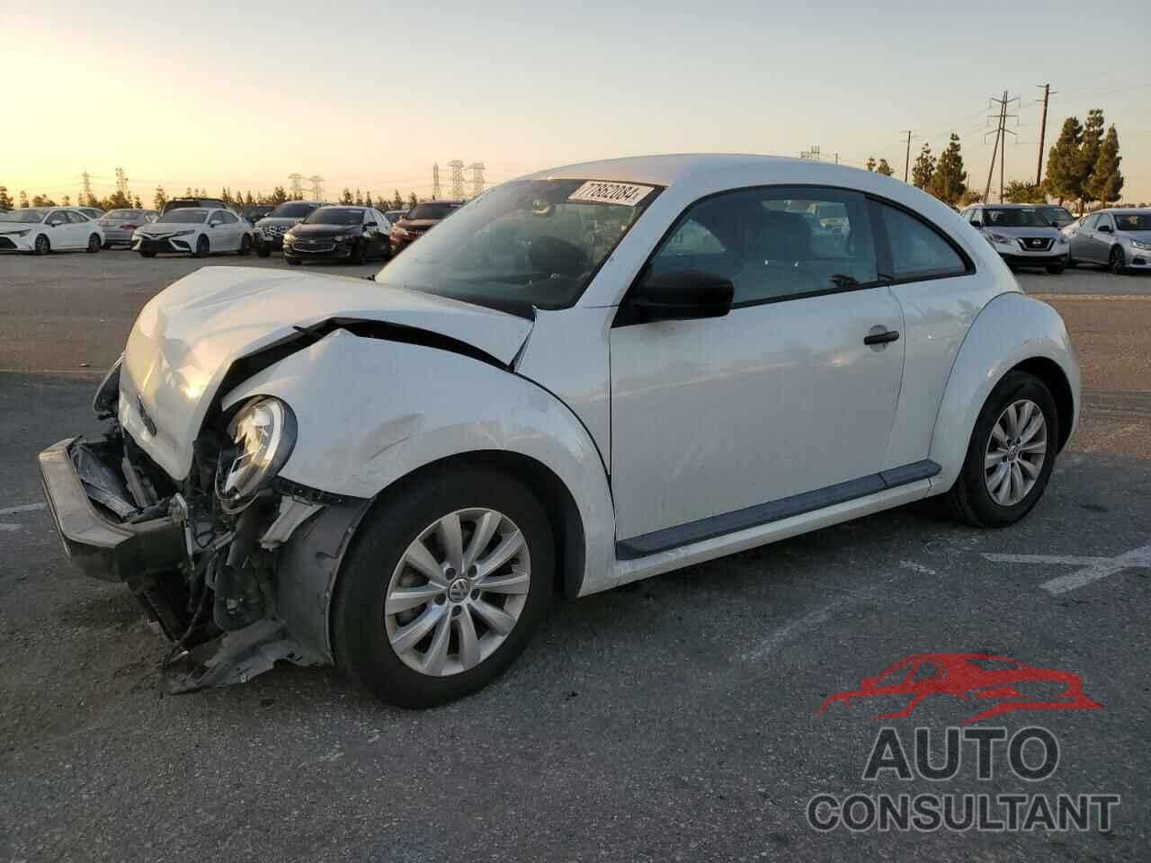 VOLKSWAGEN BEETLE 2015 - 3VWF17ATXFM652507
