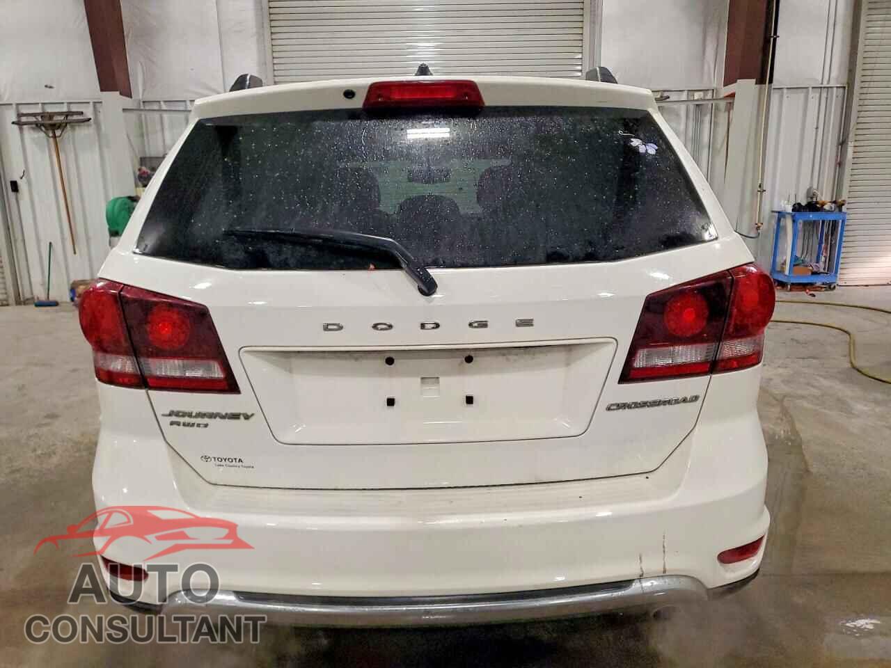 DODGE JOURNEY 2017 - 3C4PDDGG2HT523726
