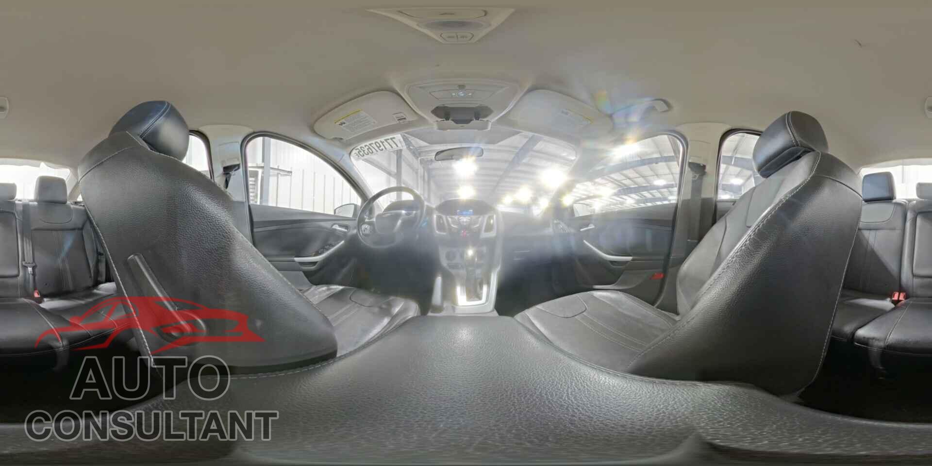 FORD FOCUS 2014 - 1FADP3F2XEL241471