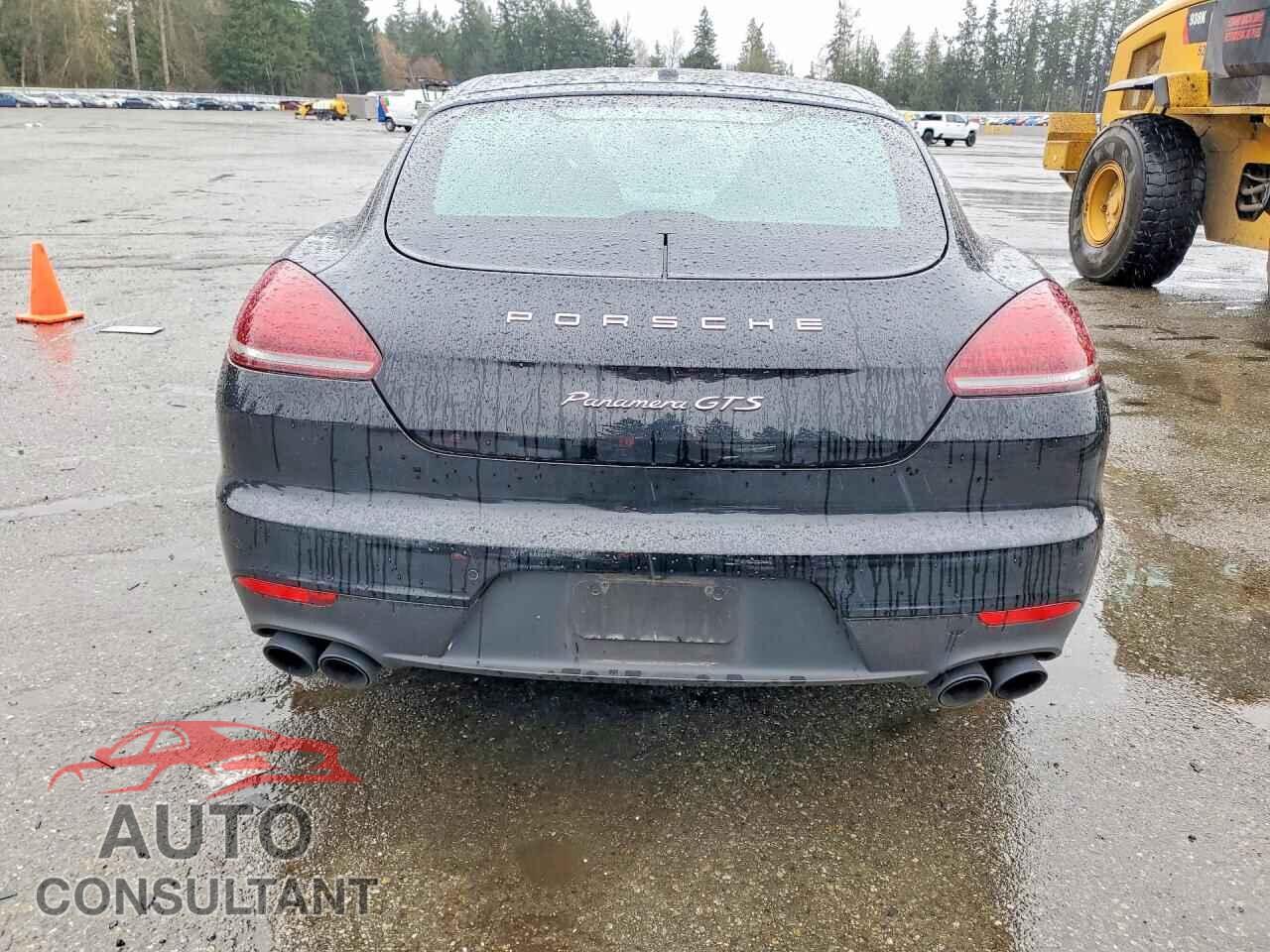 PORSCHE PANAMERA 2015 - WP0AF2A71FL080491