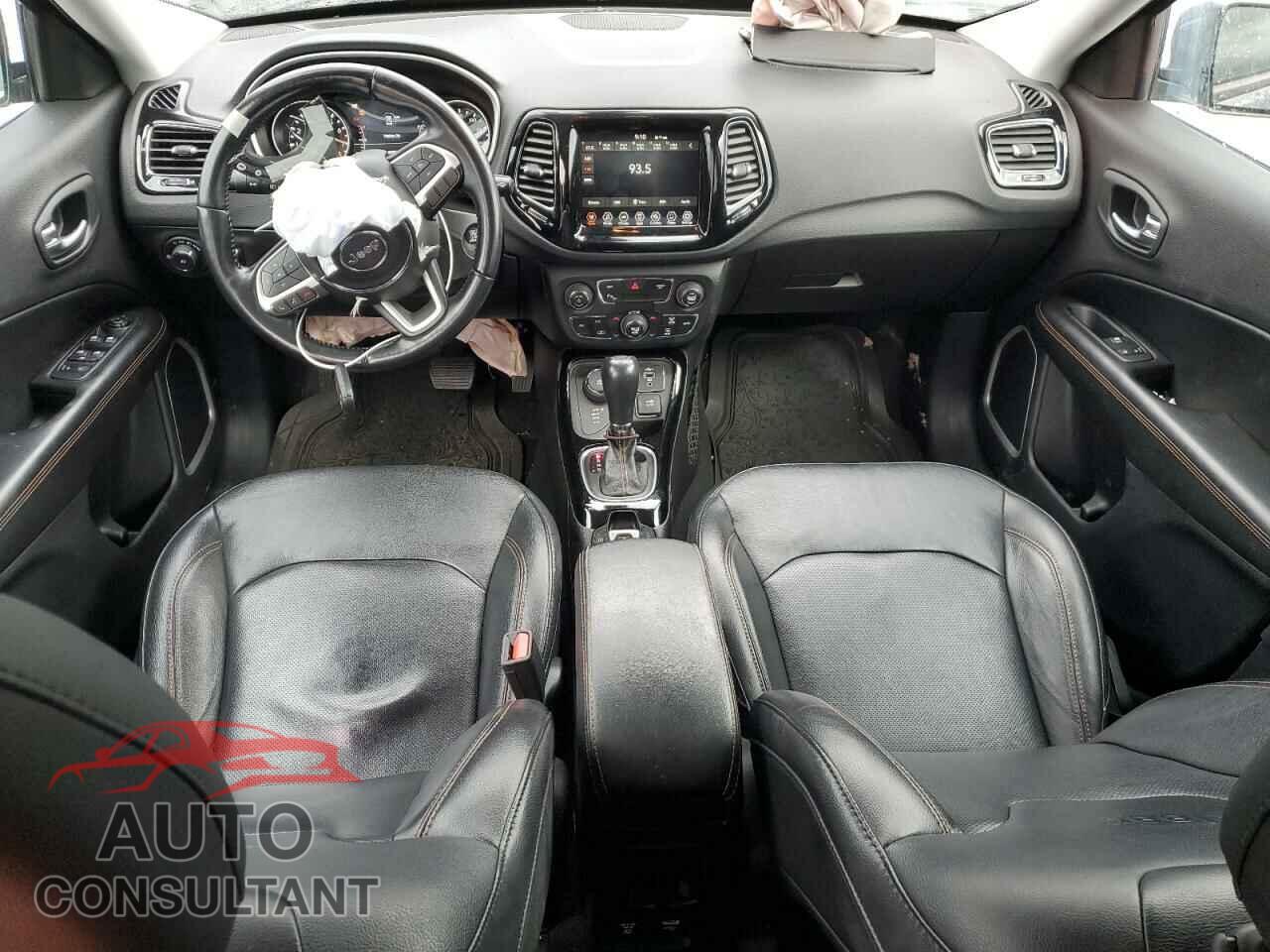 JEEP COMPASS 2020 - 3C4NJDCB8LT233574