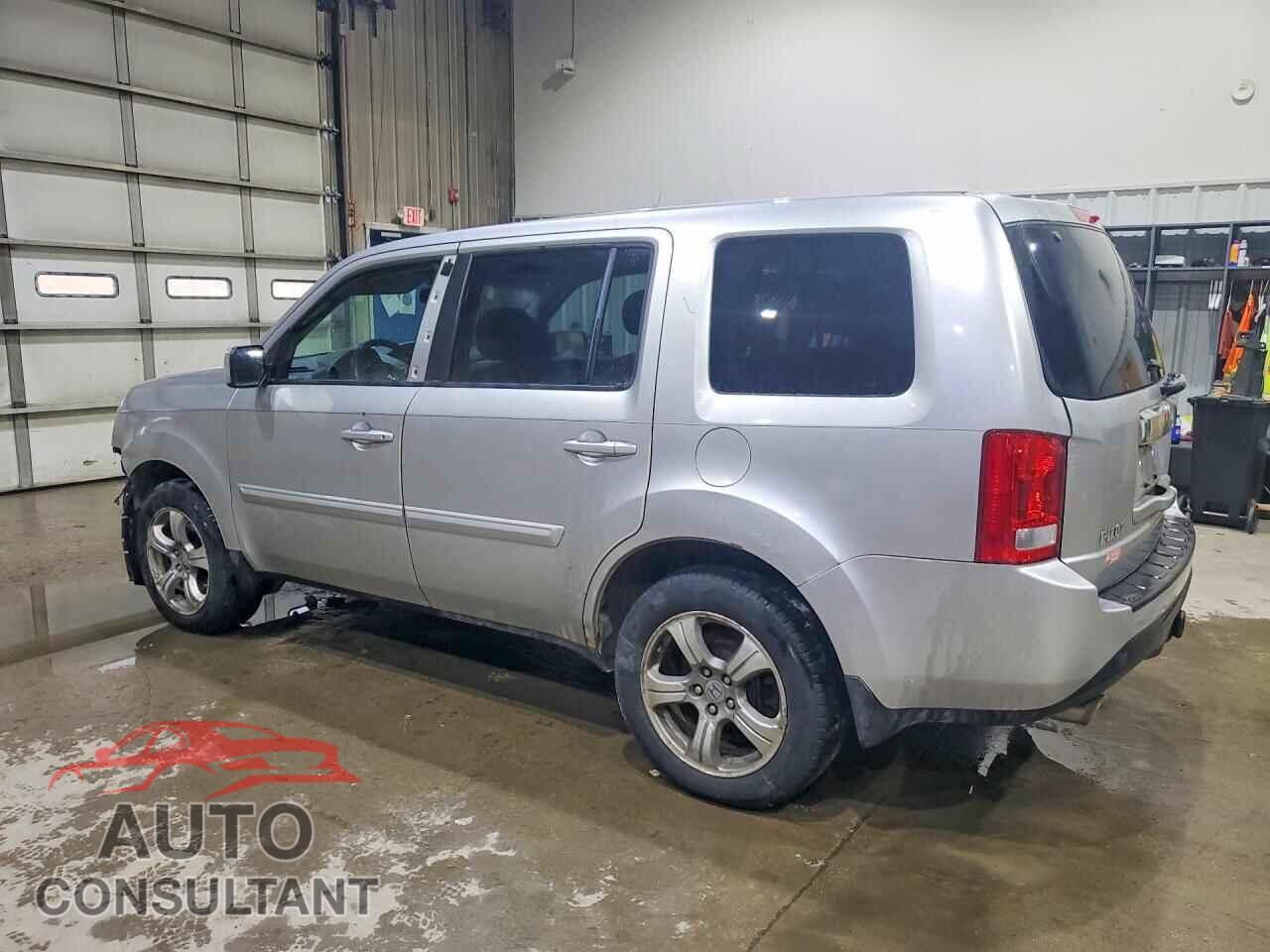 HONDA PILOT 2013 - 5FNYF4H53DB027113