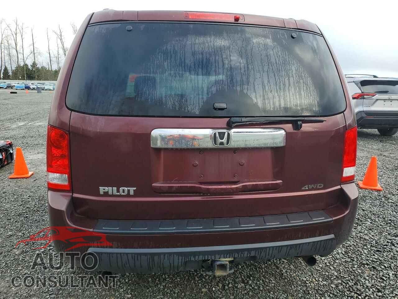 HONDA PILOT 2010 - 5FNYF4H28AB038058