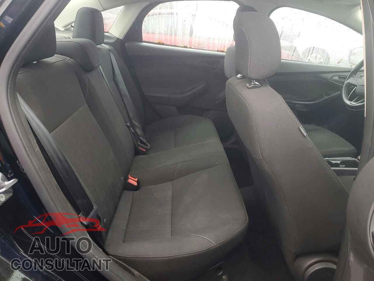 FORD FOCUS 2016 - 1FADP3E29GL270898