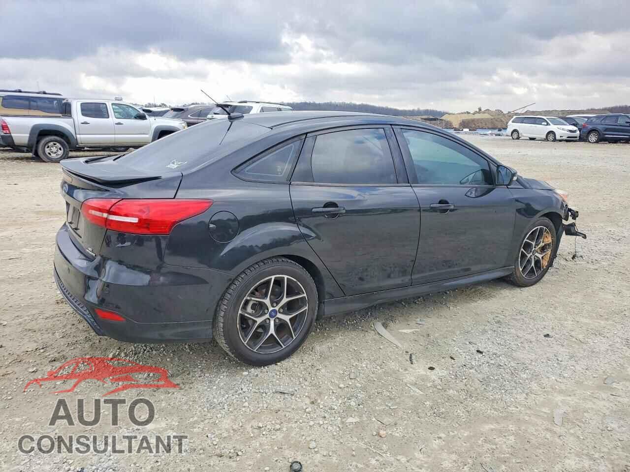 FORD FOCUS 2015 - 1FADP3F27FL291780