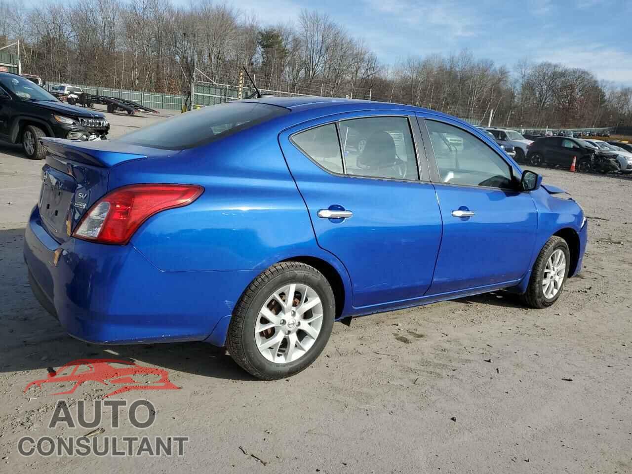 NISSAN VERSA 2017 - 3N1CN7AP3HL868000