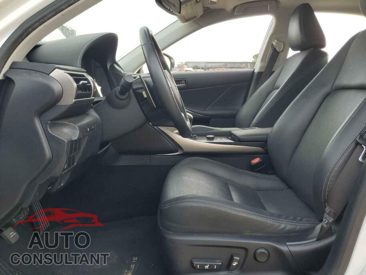 LEXUS IS 2014 - JTHBF1D22E5007419