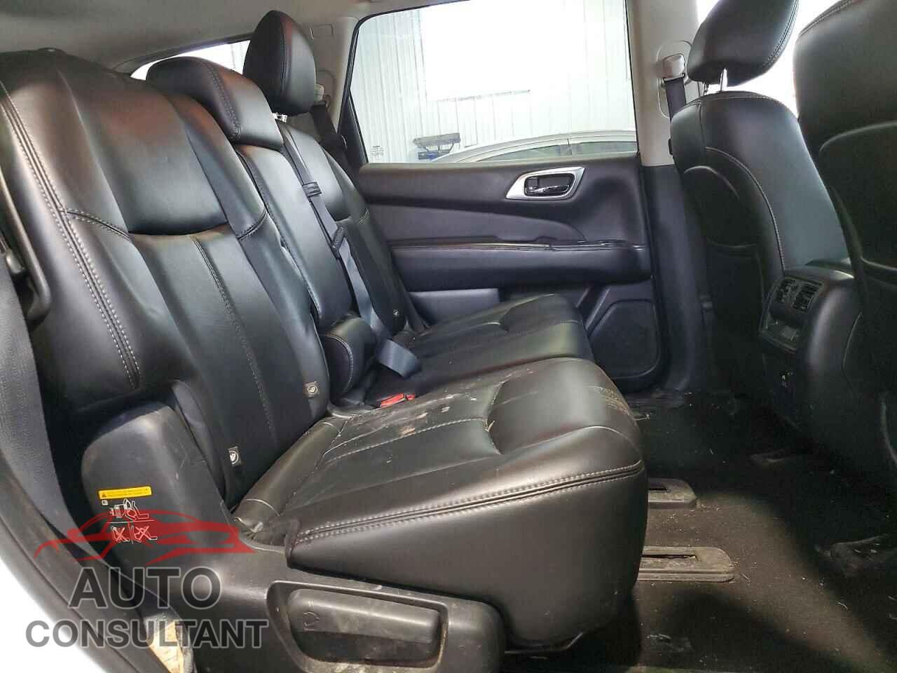 NISSAN PATHFINDER 2014 - 5N1AR2MM8EC692013
