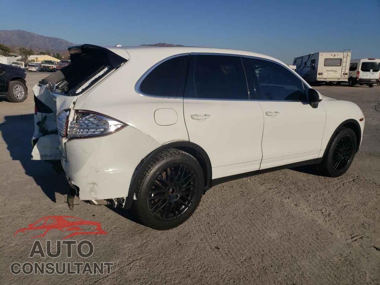 PORSCHE CAYENNE 2012 - WP1AA2A28CLA11858