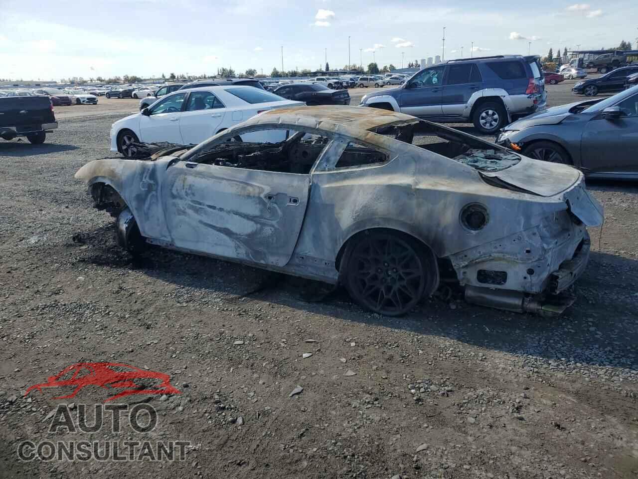 FORD MUSTANG 2024 - 1FA6P8CF4R5421844