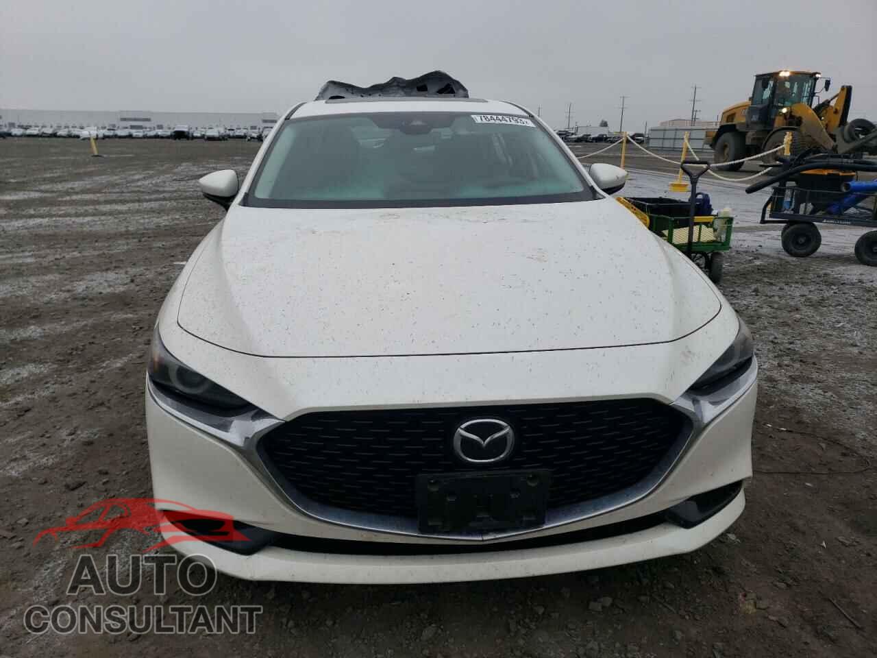 MAZDA 3 2021 - JM1BPBDL8M1330067
