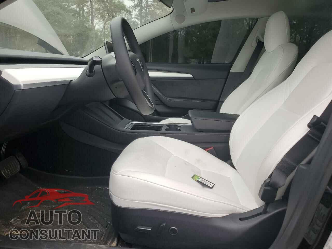 TESLA MODEL 3 2022 - 5YJ3E1EA7NF319250