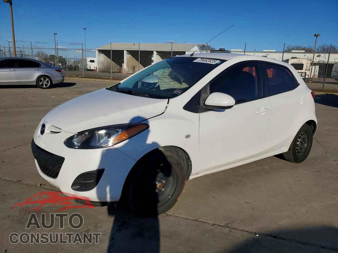 MAZDA 2 2013 - JM1DE1KZ1D0153089