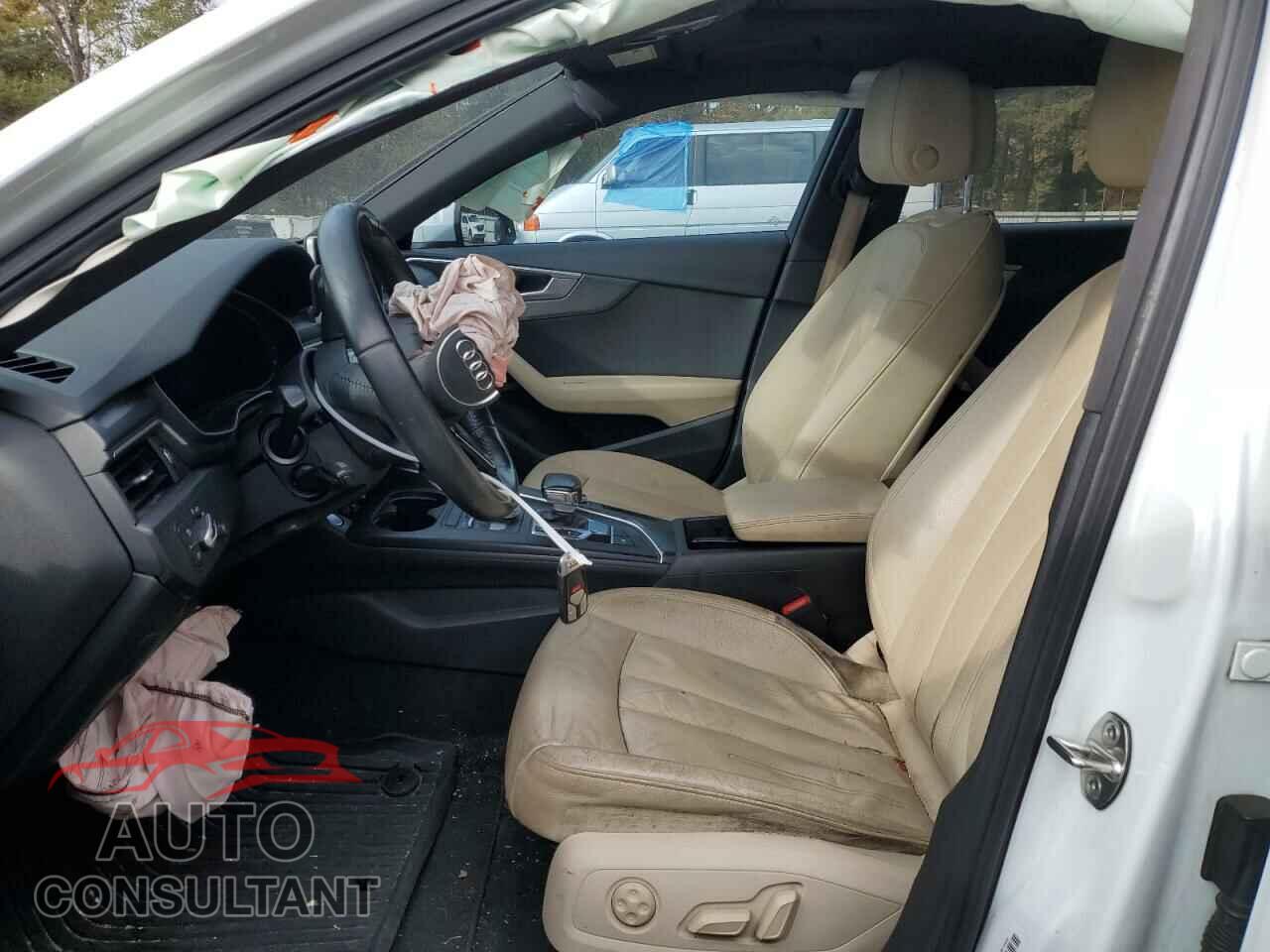 AUDI A4 2017 - WAUKMAF47HN058017