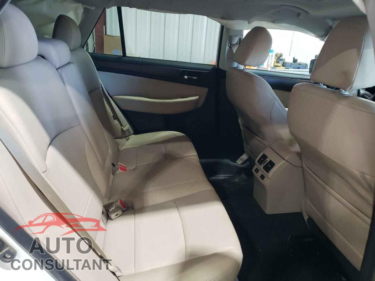 SUBARU OUTBACK 2016 - 4S4BSENC9G3242082