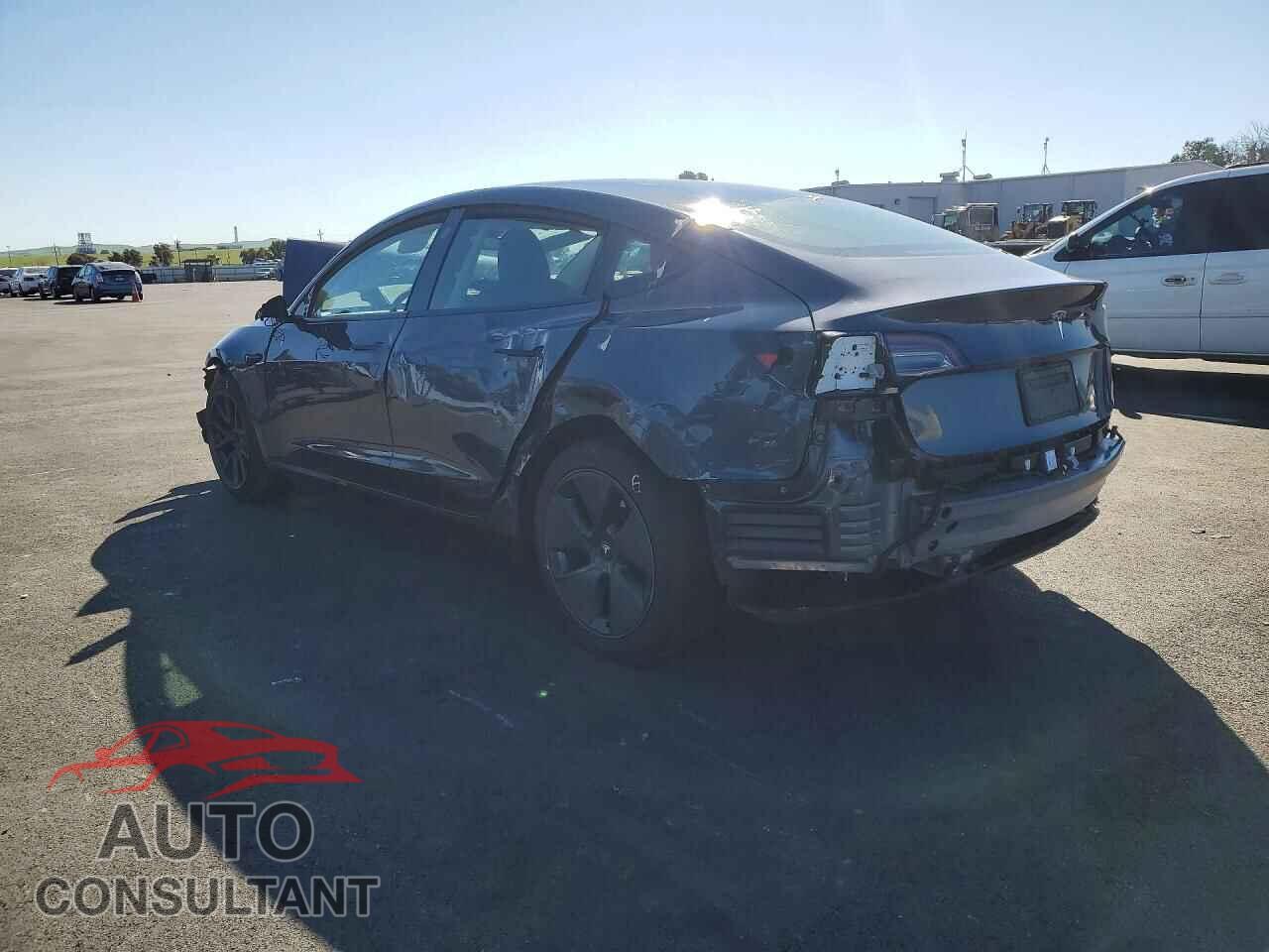 TESLA MODEL 3 2023 - 5YJ3E1EA0PF687904