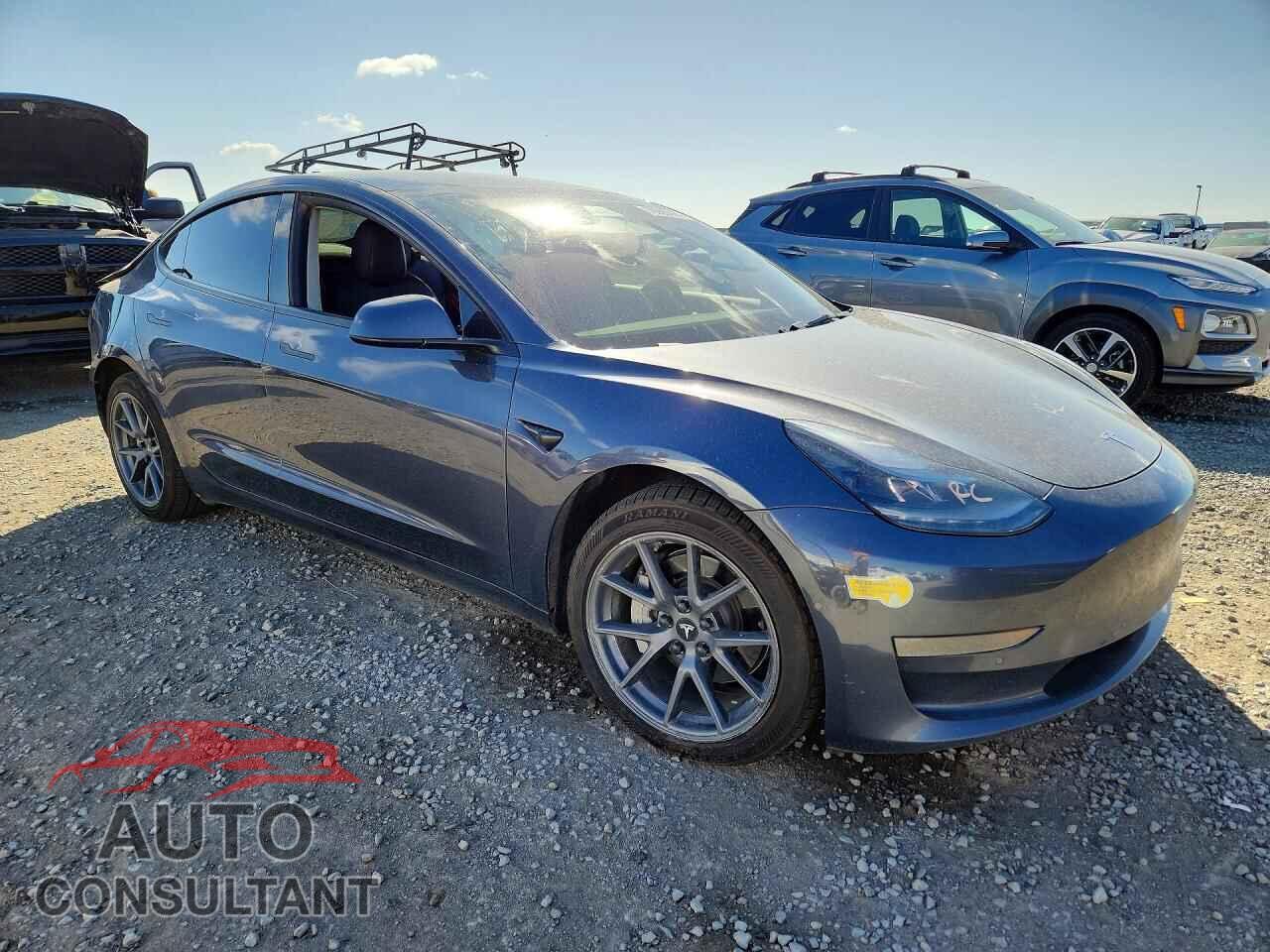 TESLA MODEL 3 2022 - 5YJ3E1EA2NF131848