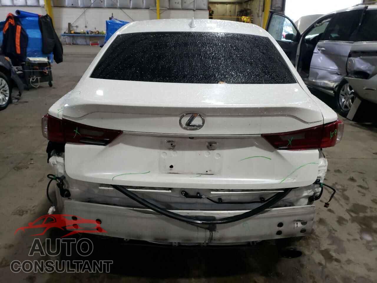 LEXUS IS 2015 - JTHBF1D29F5062676