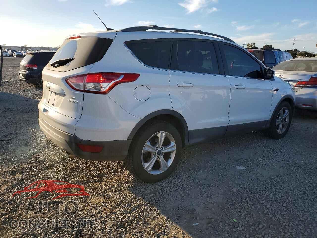 FORD ESCAPE 2014 - 1FMCU0GX2EUB63815