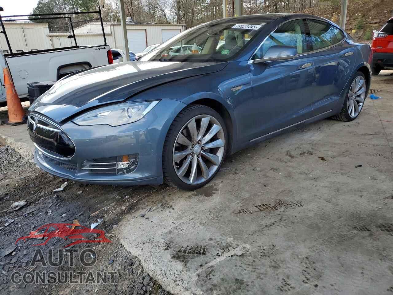 TESLA MODEL S 2012 - 5YJSA1DN2CFP02389