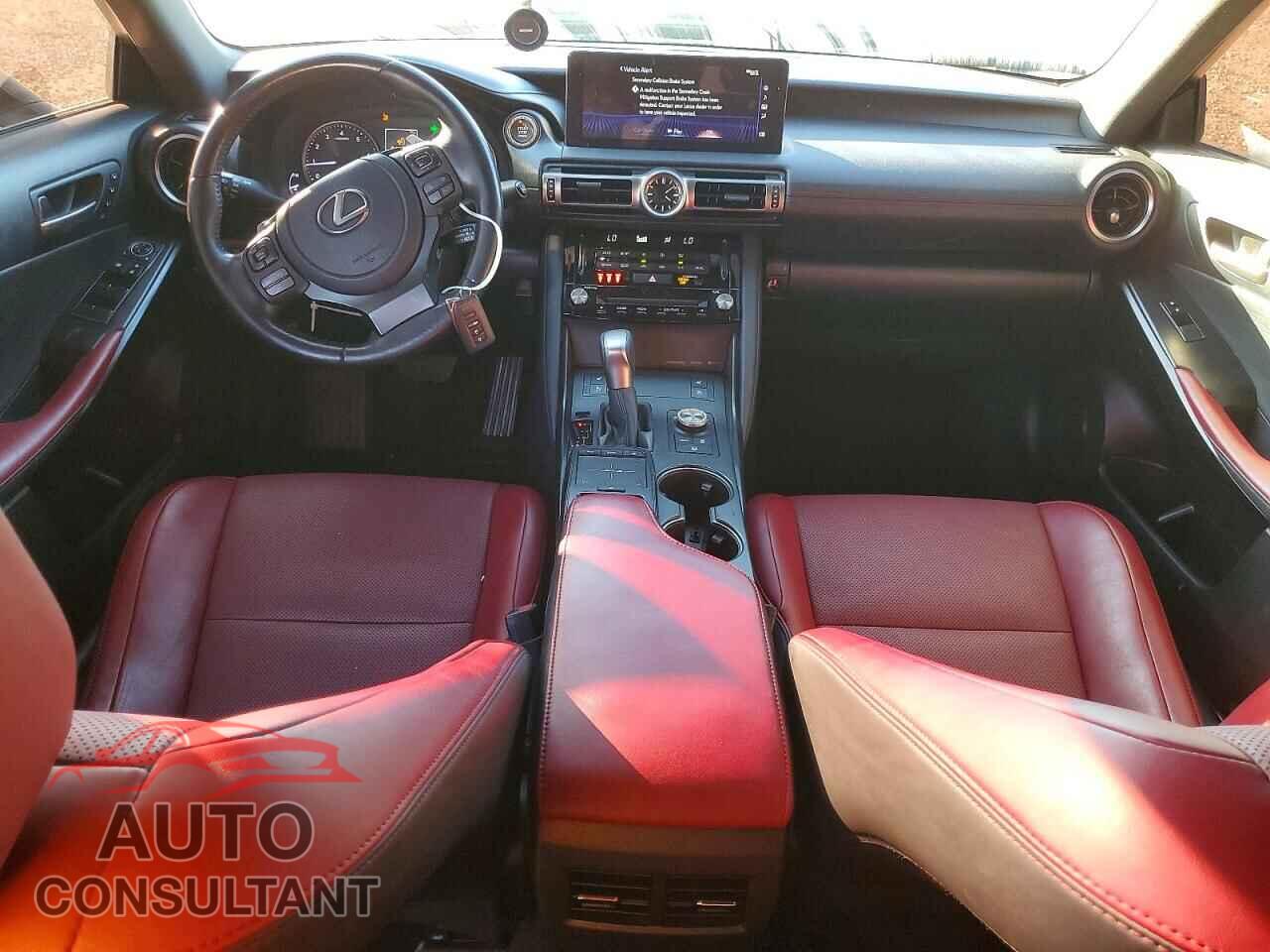 LEXUS IS 2022 - JTHDA1D21N5118972