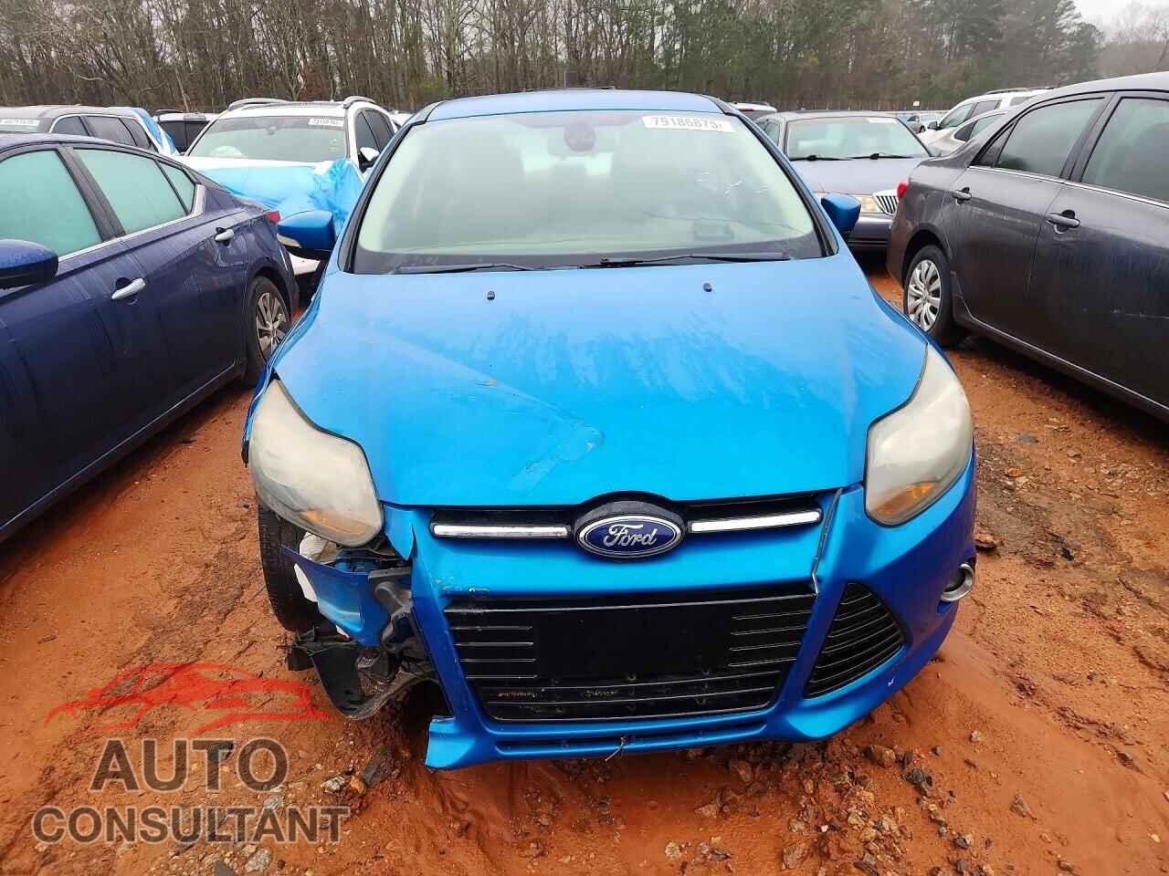 FORD FOCUS 2012 - 1FAHP3N25CL230197