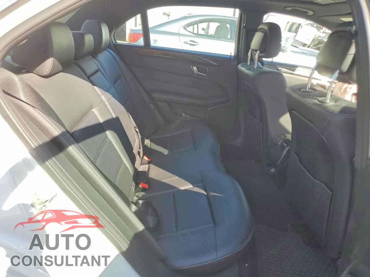 MERCEDES-BENZ E-CLASS 2015 - WDDHF5KB3FB120133