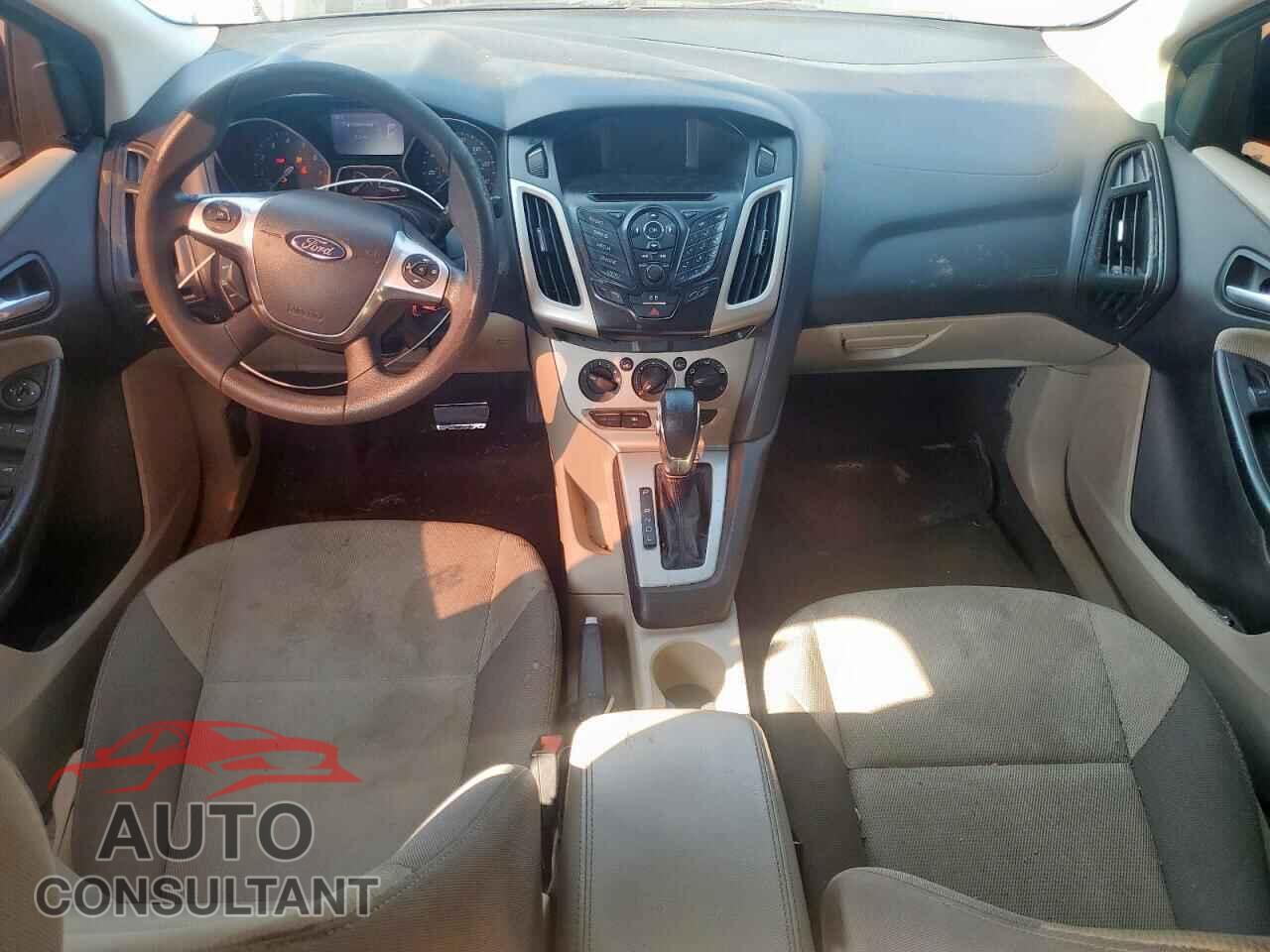 FORD FOCUS 2014 - 1FADP3F27EL122955