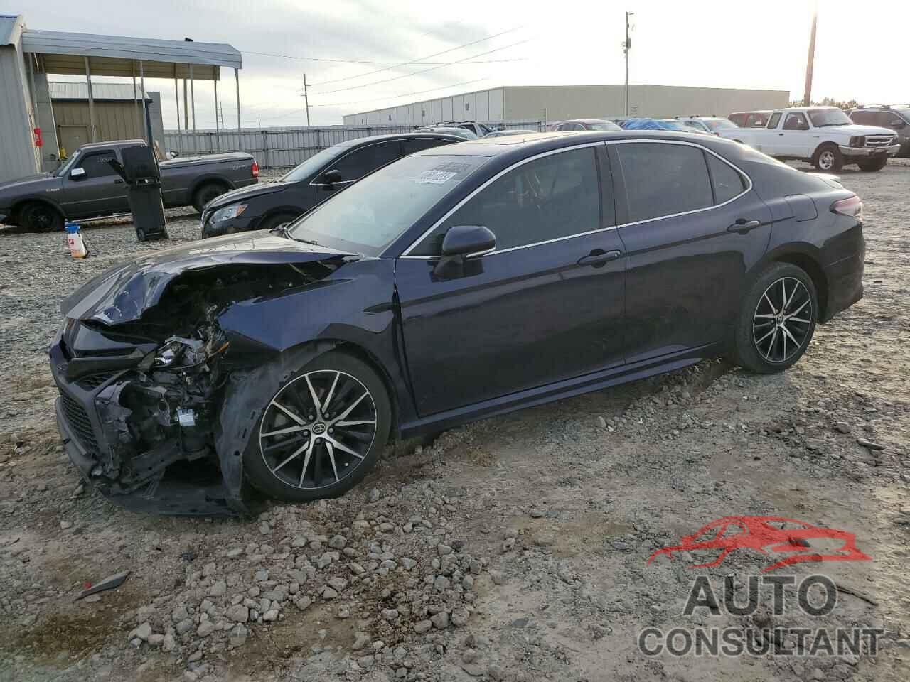 TOYOTA CAMRY 2021 - 4T1G11AK8MU525173