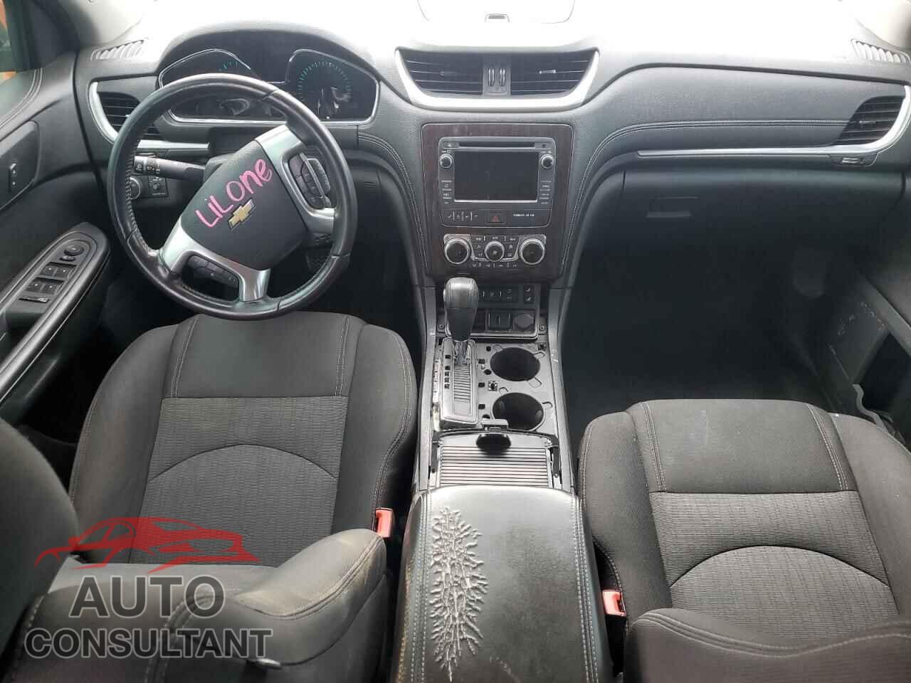 CHEVROLET TRAVERSE 2017 - 1GNKVHKD2HJ270515
