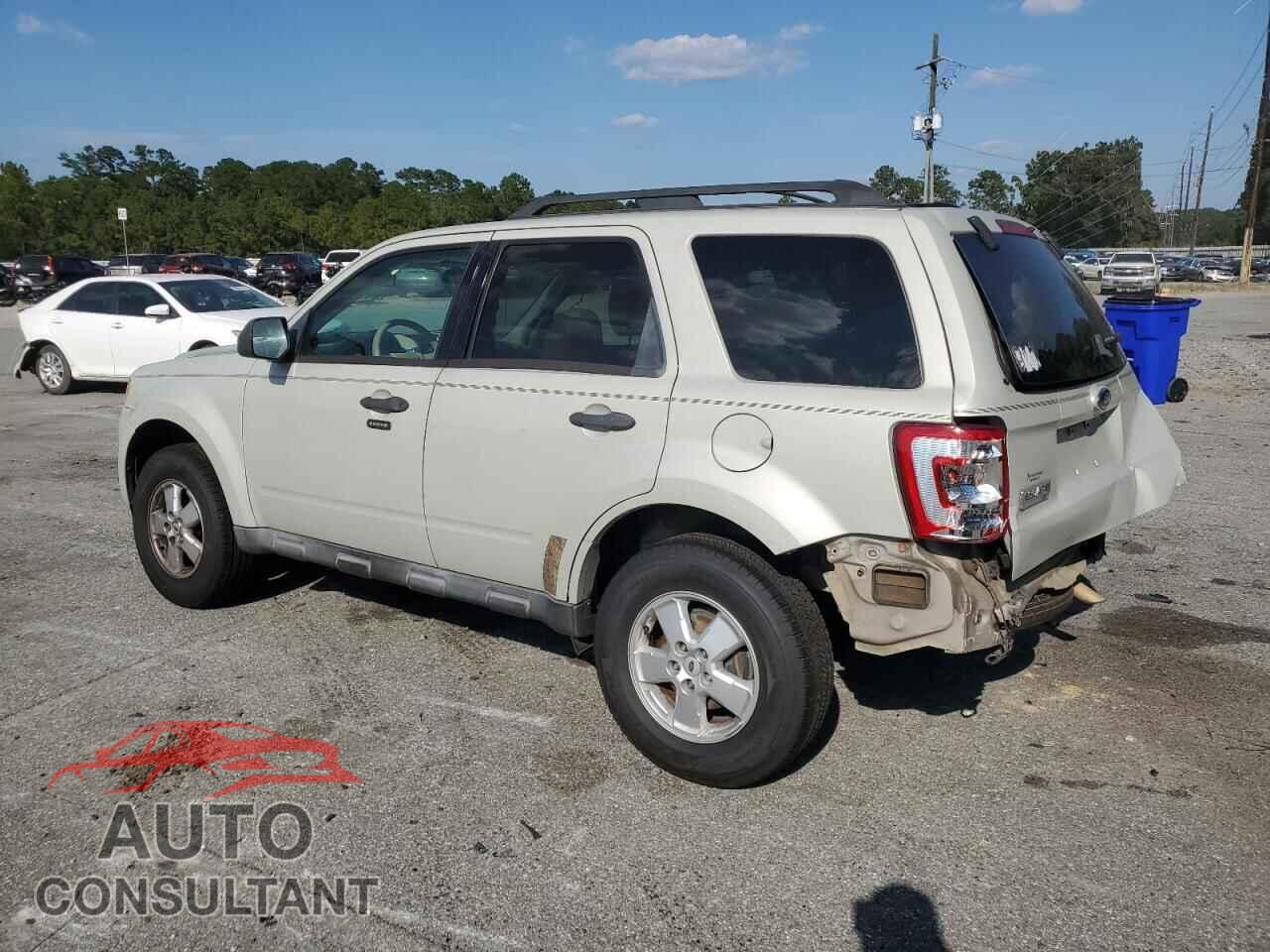 FORD ESCAPE 2009 - 1FMCU03729KD02347