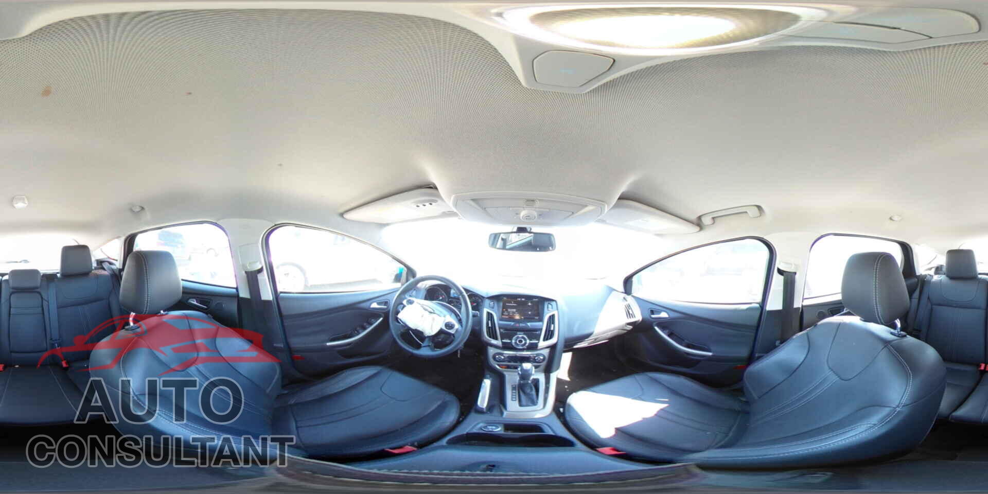 FORD FOCUS 2012 - 1FAHP3M2XCL174565