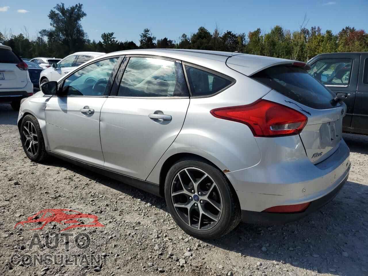 FORD FOCUS 2017 - 1FADP3M21HL264550