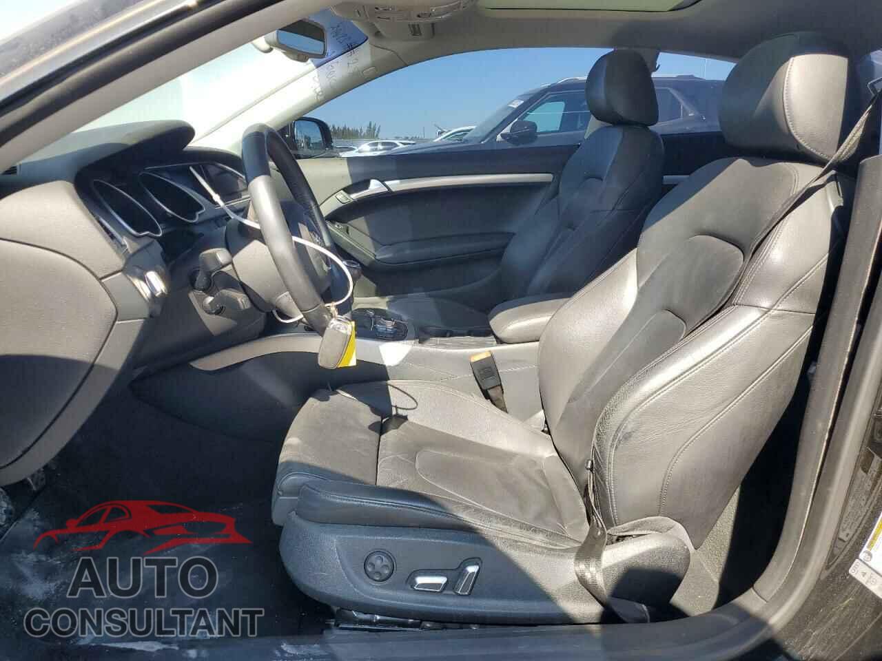 AUDI A5 2014 - WAURFAFR1EA046260