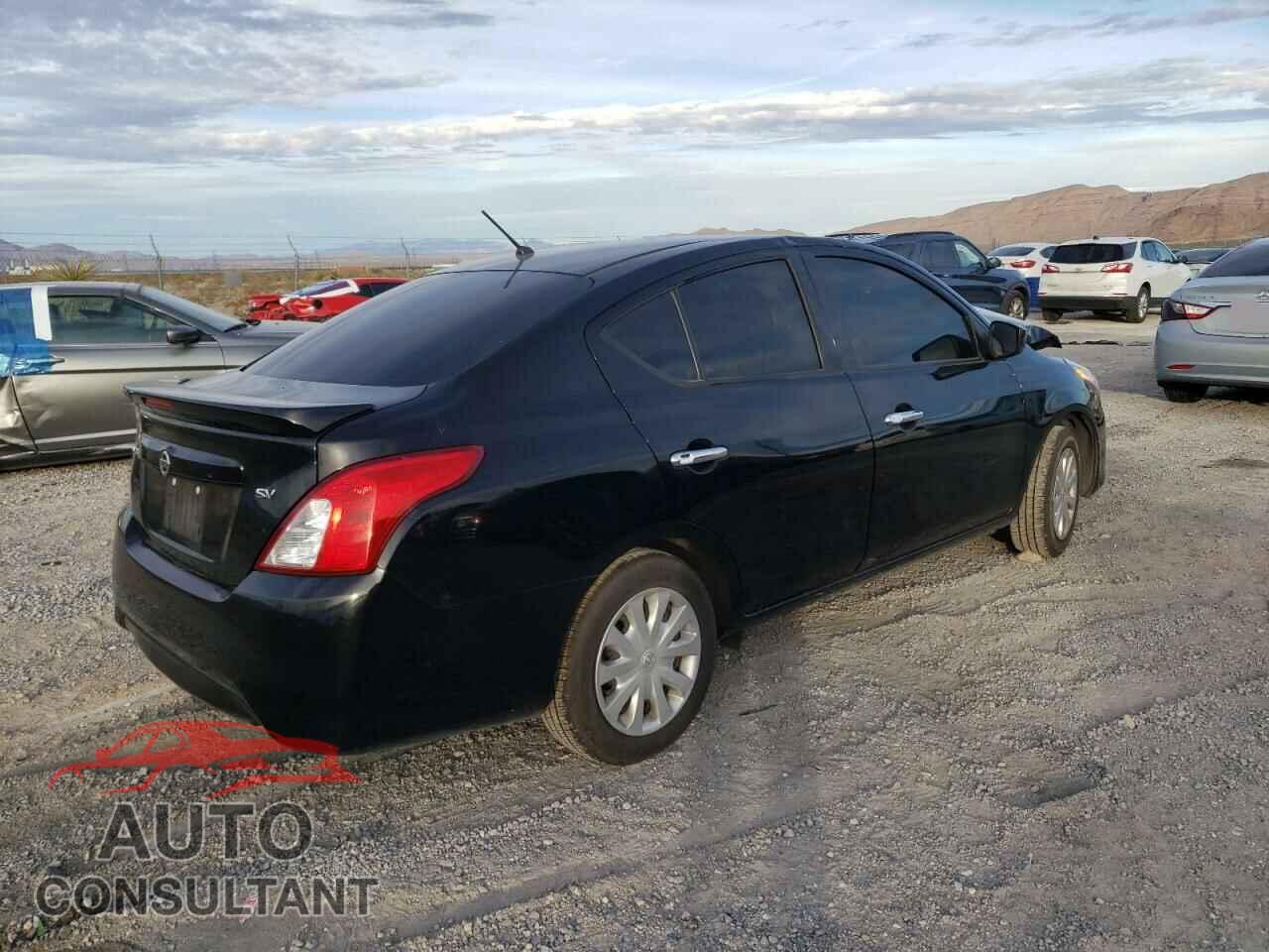 NISSAN VERSA 2017 - 3N1CN7AP3HL850449