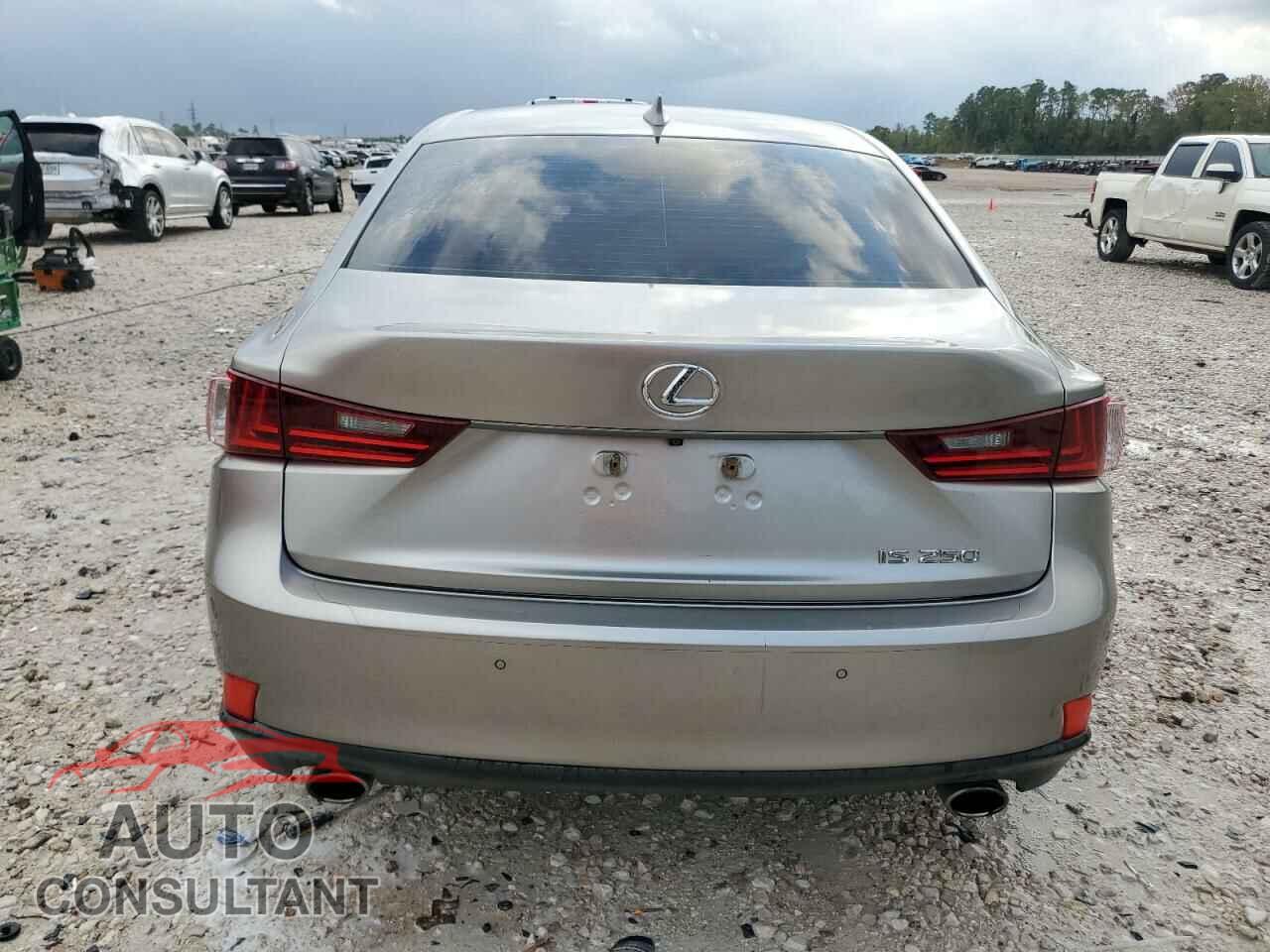 LEXUS IS 2014 - JTHBF1D27E5031621