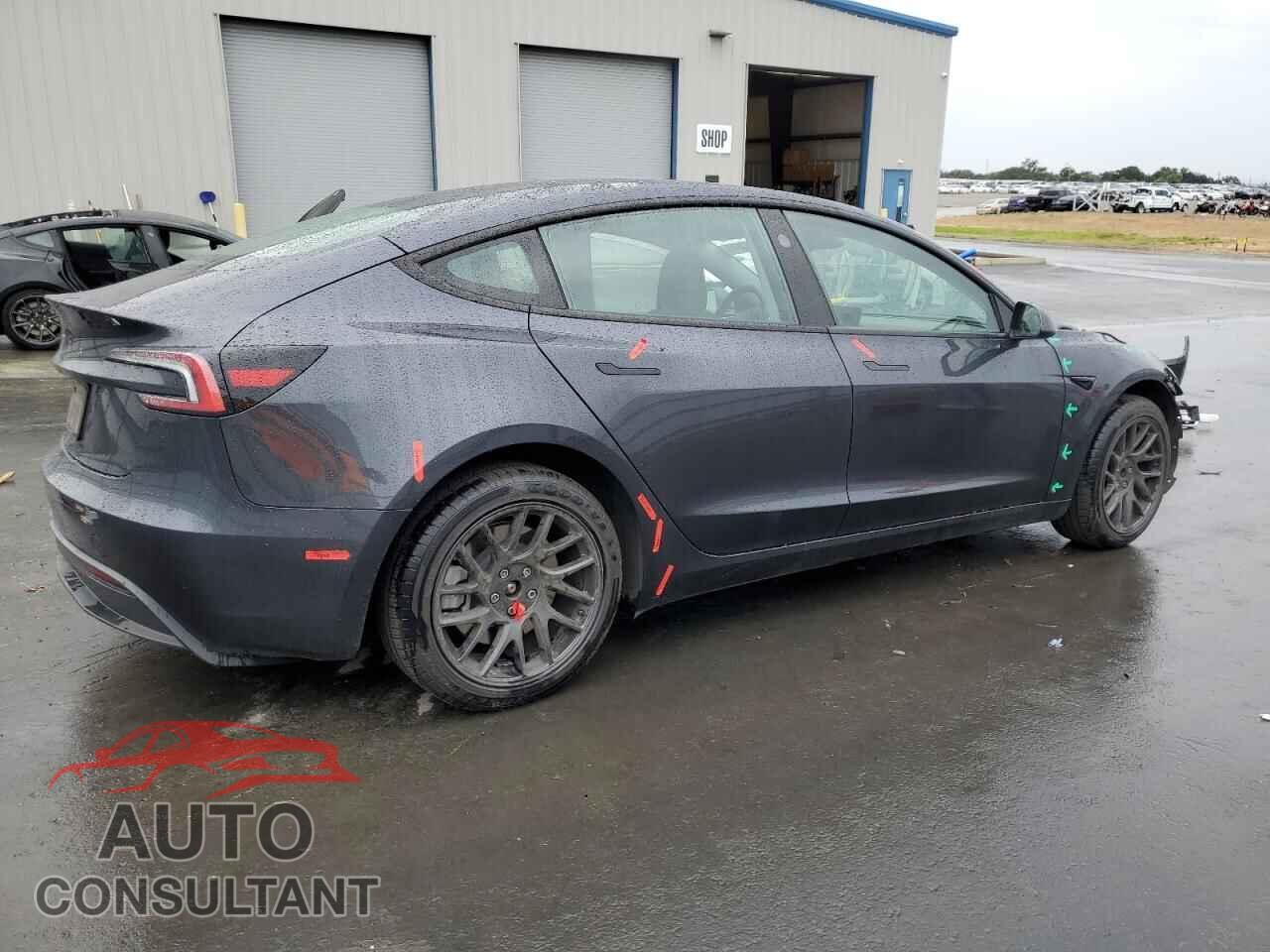 TESLA MODEL 3 2024 - 5YJ3E1EA0RF771045