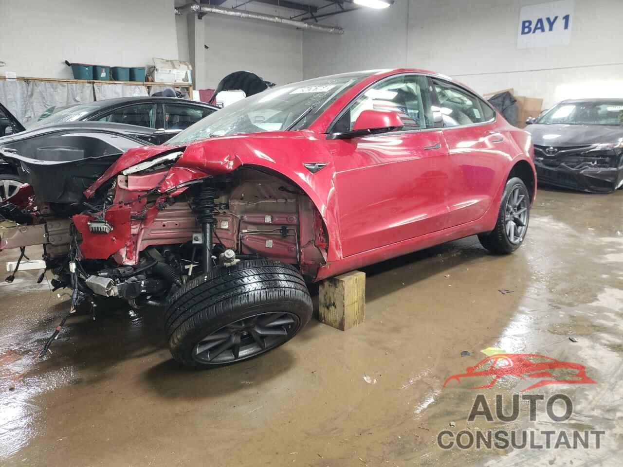 TESLA MODEL 3 2022 - 5YJ3E1EA8NF288011