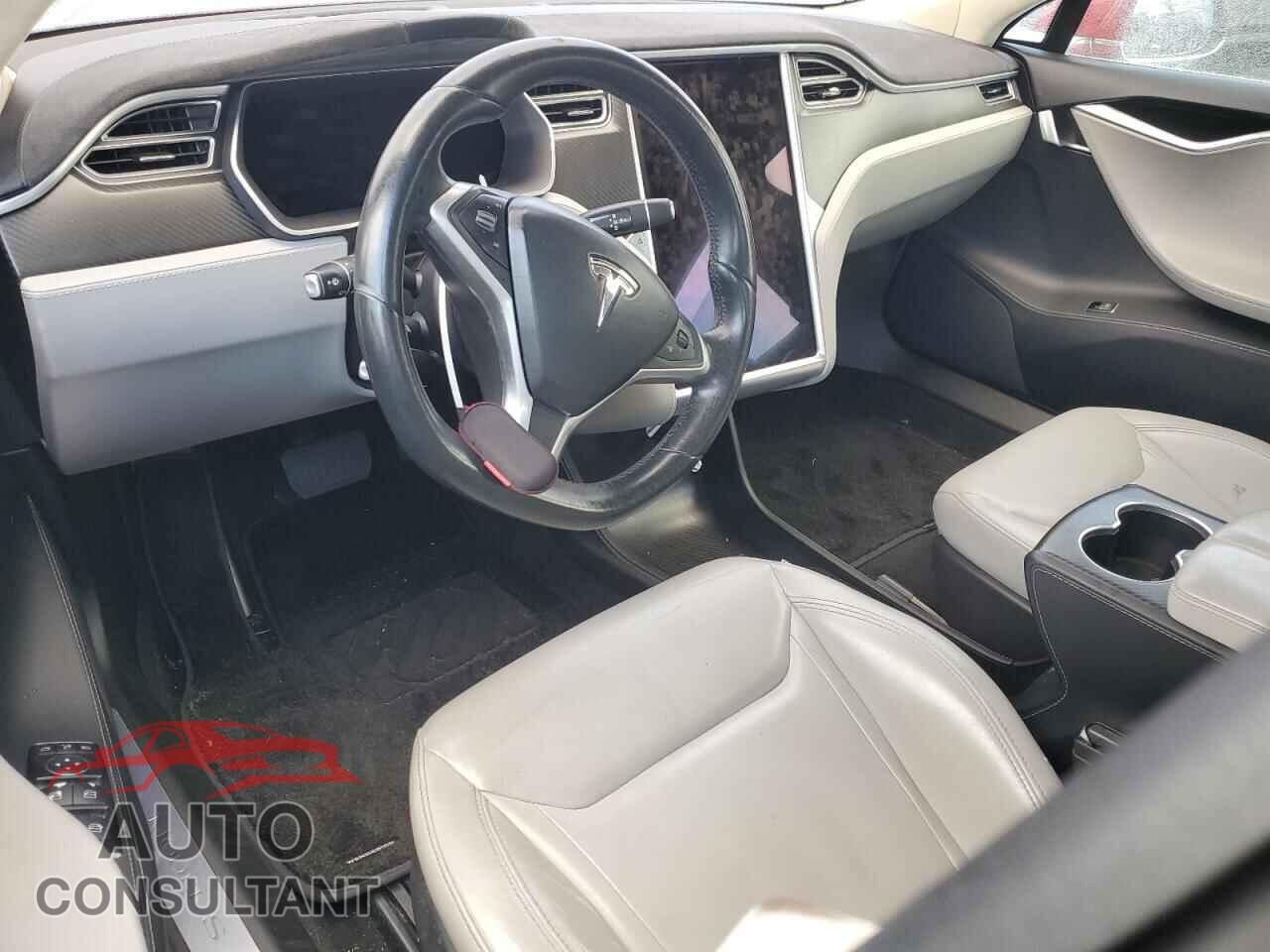 TESLA MODEL S 2015 - 5YJSA1H27FF086595