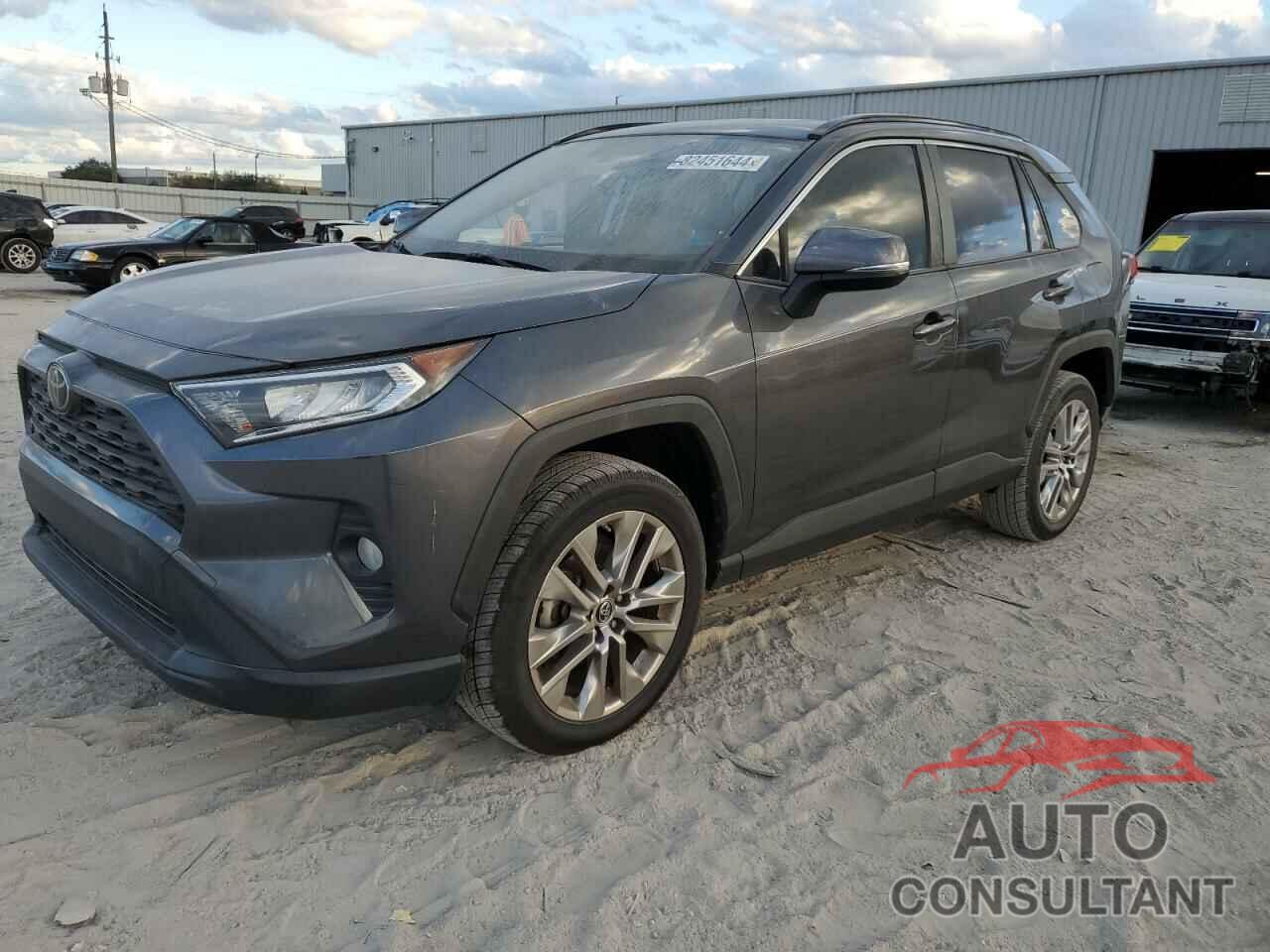 TOYOTA RAV4 2019 - JTMC1RFV0KD011271