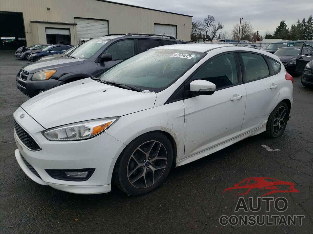 FORD FOCUS 2016 - 1FADP3K25GL388502