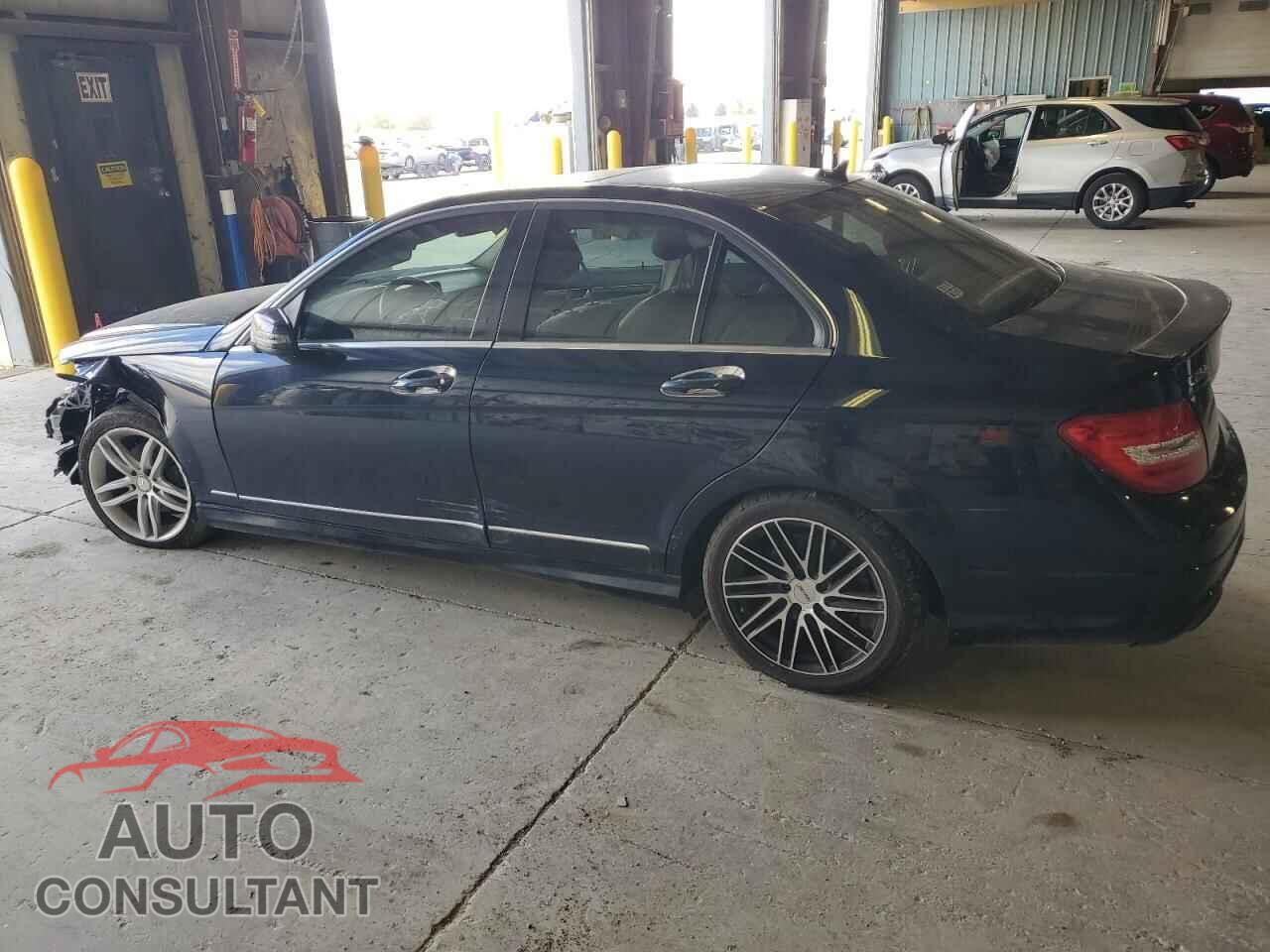 MERCEDES-BENZ C-CLASS 2014 - WDDGF4HB4ER312843