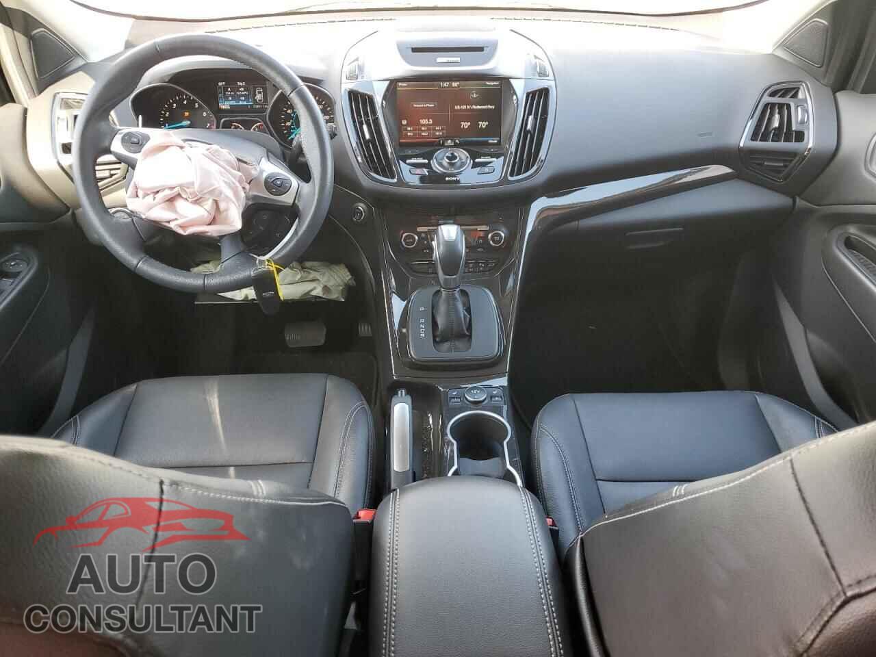 FORD ESCAPE 2014 - 1FMCU0J99EUC68782