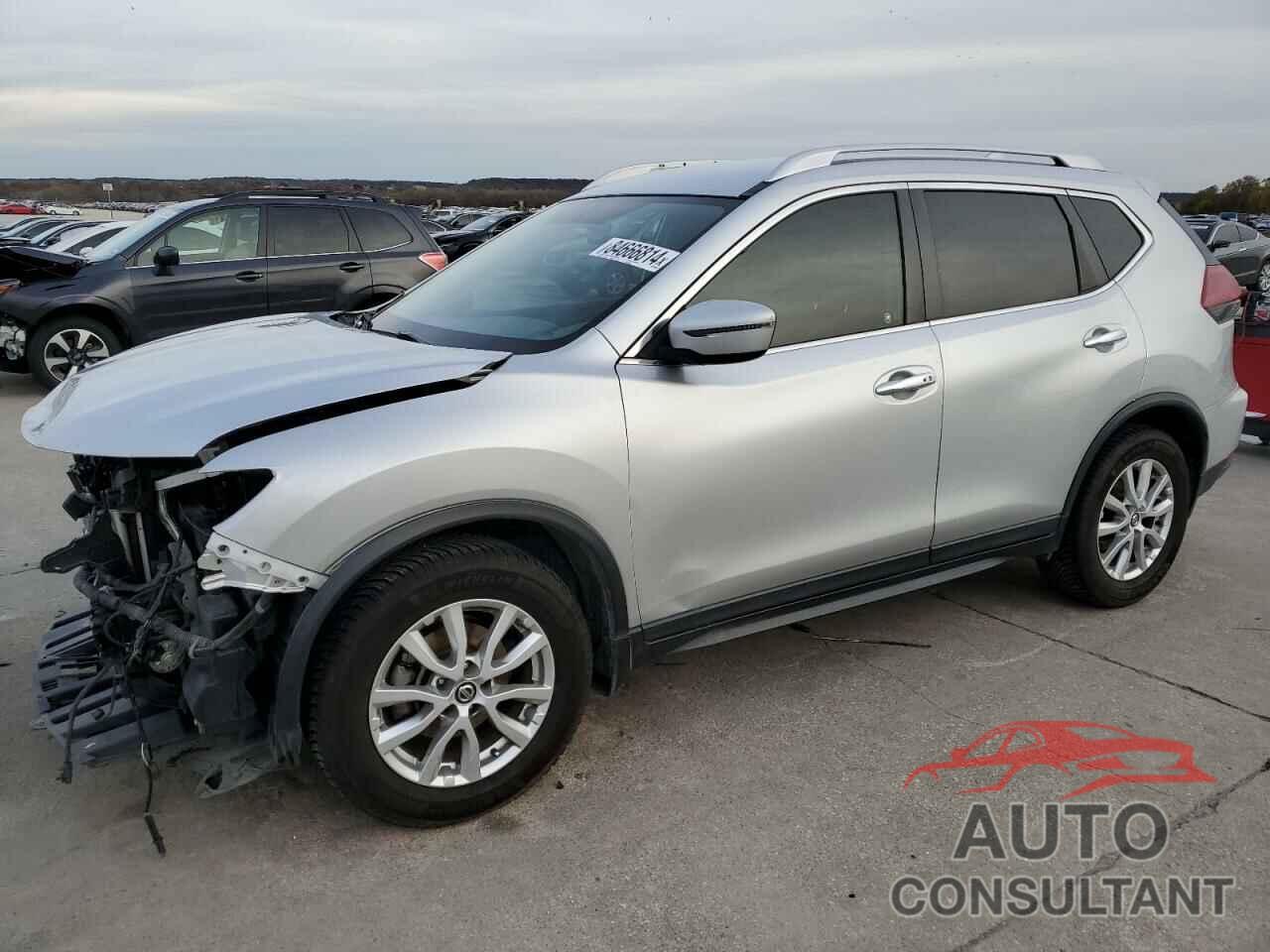 NISSAN ROGUE 2018 - KNMAT2MT8JP605694