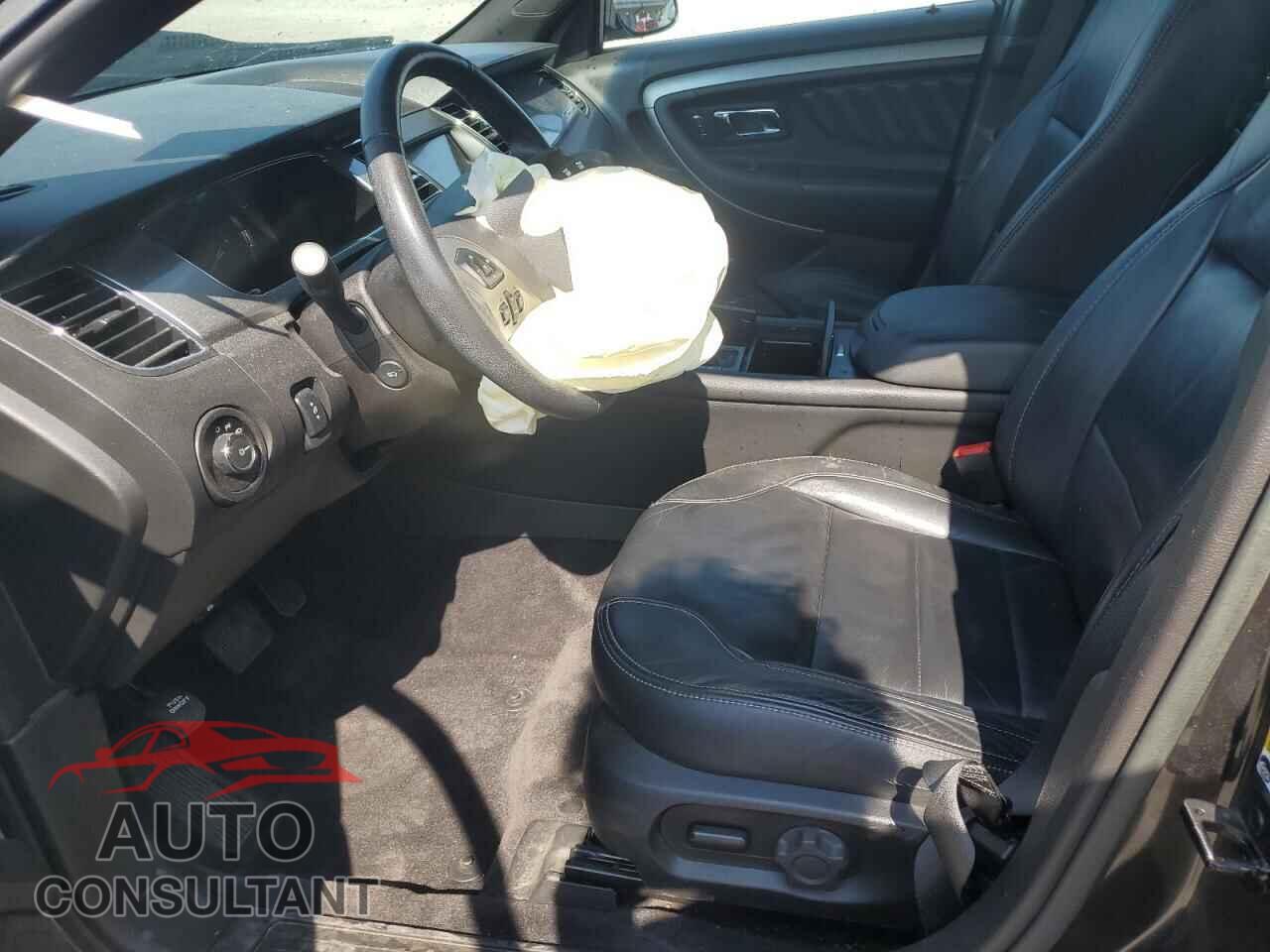 FORD TAURUS 2017 - 1FAHP2E82HG136910