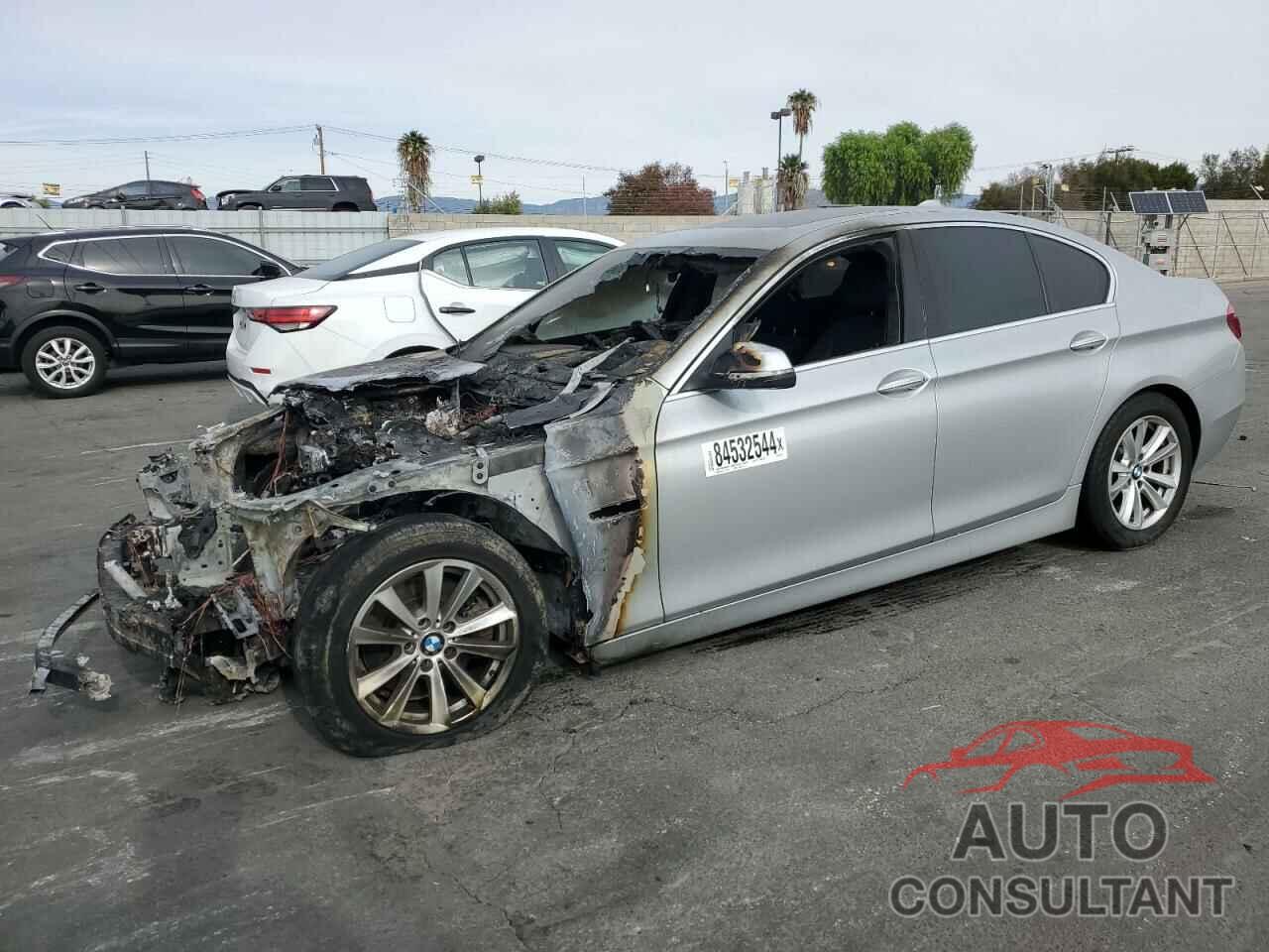 BMW 5 SERIES 2016 - WBA5A5C50GG347575