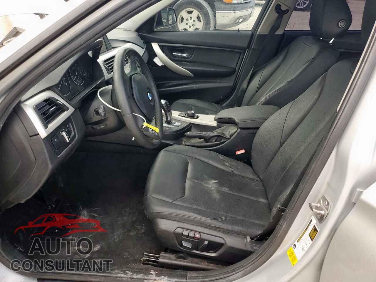 BMW 3 SERIES 2015 - WBA3B1C58FK139050