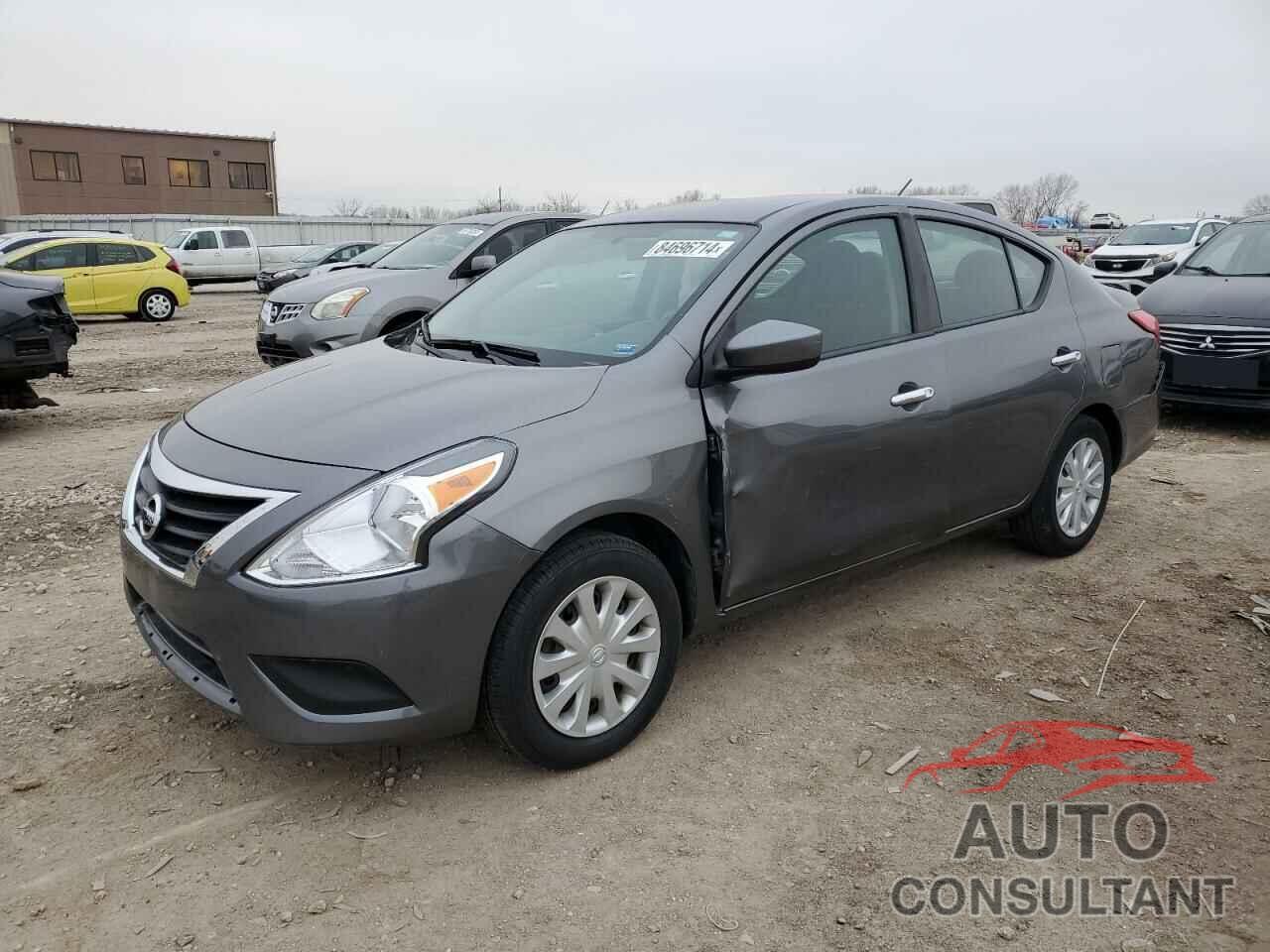 NISSAN VERSA 2017 - 3N1CN7APXHL815617