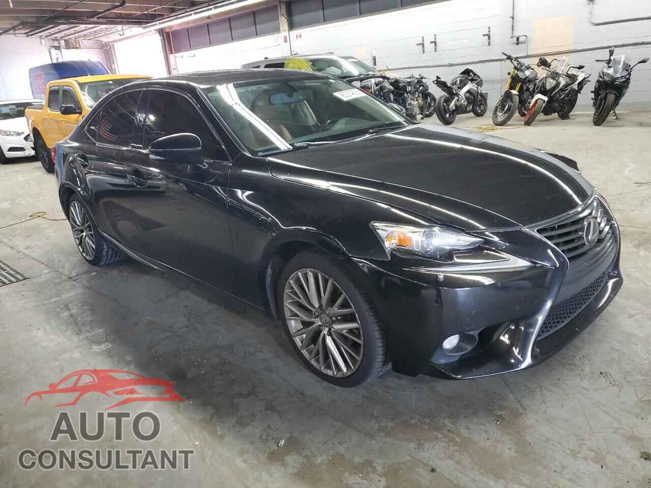 LEXUS IS 2015 - JTHCF1D21F5016439